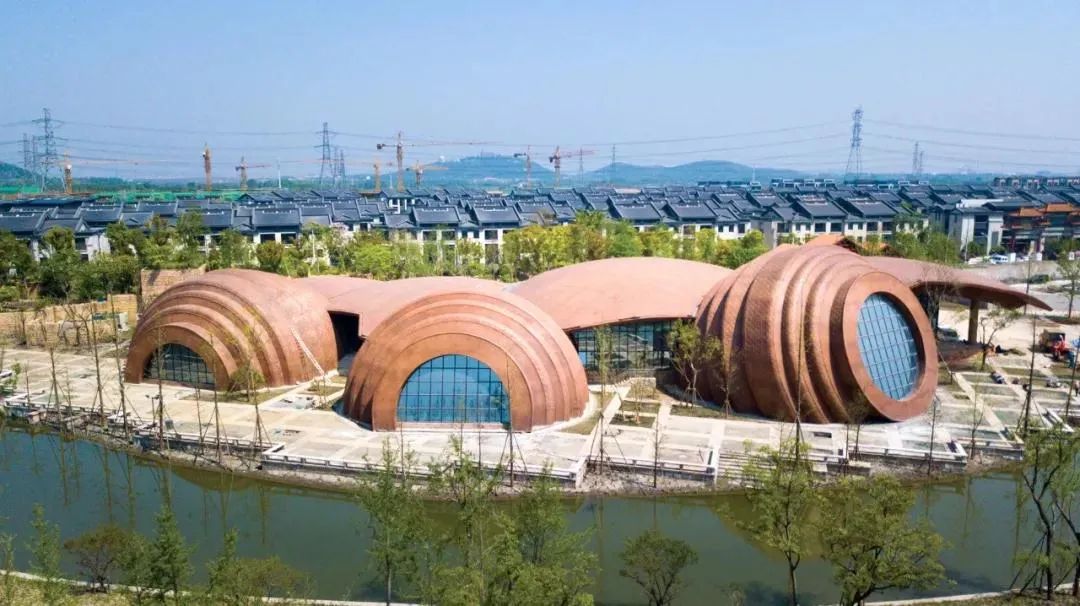 “穿越”千年的陶罐，廣富林考古遺址展示館(圖1)