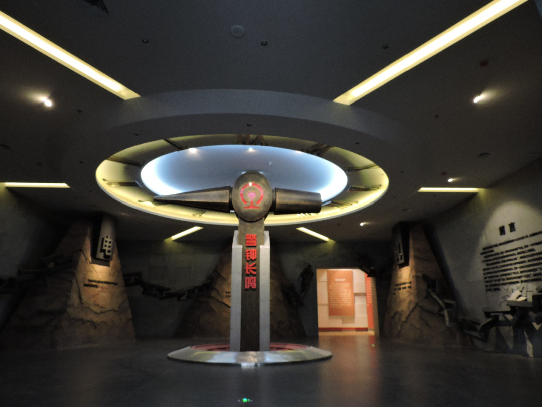 圣誕禮物來(lái)襲～哈爾濱鐵路安全警示教育館榮獲【銀展獎(jiǎng)】(圖14)