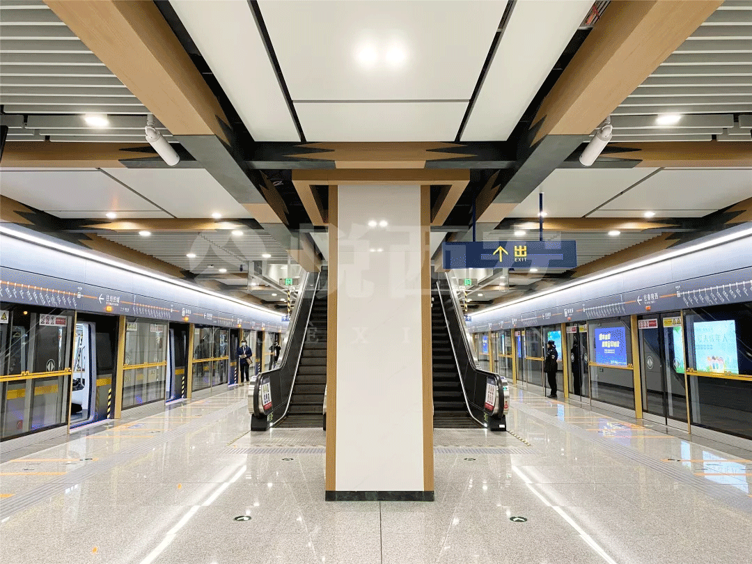 圍觀(guān)，秦始皇來(lái)乘地鐵了！(圖16)