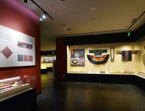 企業(yè)展廳設計有哪些實體智能服務設施